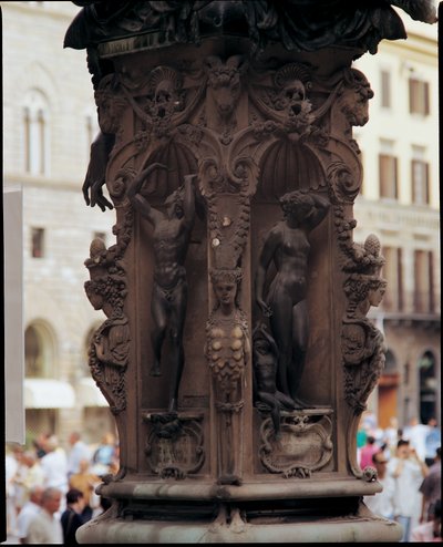 Dettaglio di Mercurio, Danae e Perseo, dalla base di una scultura di Perseo con la testa di Medusa, 1545-55 da Benvenuto Cellini